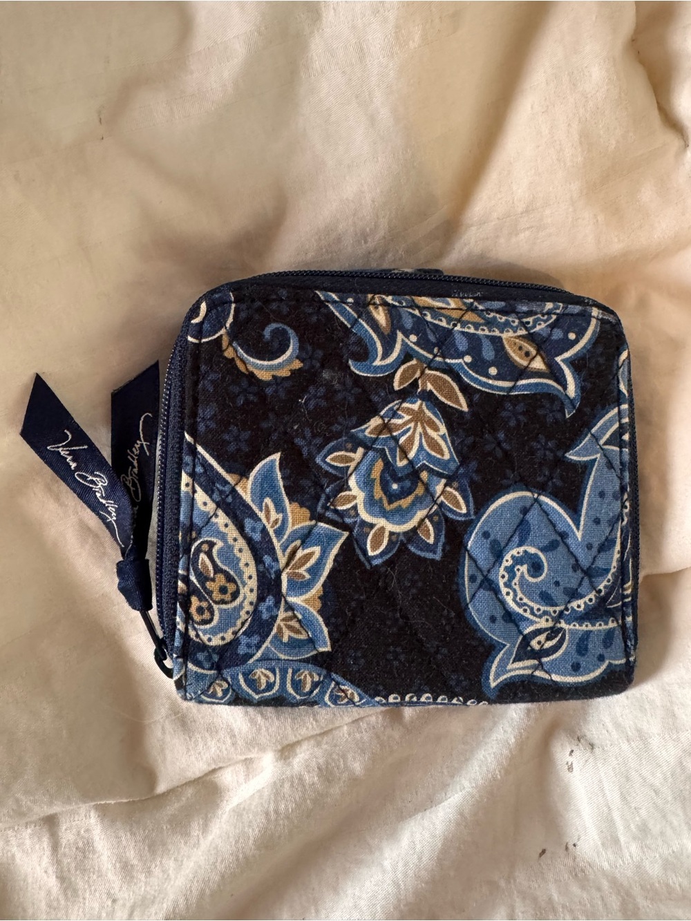 Vera Bradley Windsor Navy Wallet - Picture 2 of 7